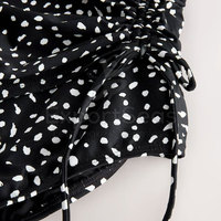 Combinaison de corps en mélange de nylon doux avec coupe ajustée et sensation respirante Combinaison de corps lisse légère avec col rond et tissu extensible