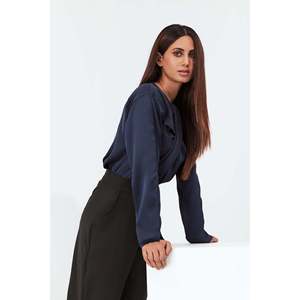 Blusa de seda azul para mujer - Product Image 5