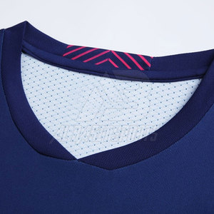 Fabrication d'usine, vêtements de sport, uniforme de football de couleur personnalisée, uniforme de football de haute qualité pour adultes - Product Image 2