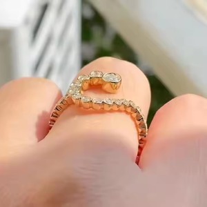 Anillo de compromiso Vermeil de oro amarillo de 14 quilates con corte redondo Diamante de moissanita original Regalo de boda de eternidad completa para ella - Product Image 5