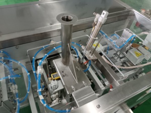 Máy đóng gói tự động Gloex 4 trạm dành cho hạt giống như các loại hạt và hạt giống trong túi zip - Product Image 5