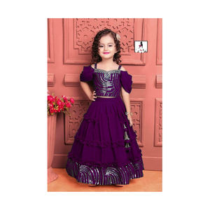 Lahenga-blouse à paillettes brodées avec belle coupe-travail cousue pour enfants avec dupata pour vêtements de fête - Product Image 1