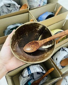 EXPORTATION DE NOIX DE COCO DÉLICAT DE HAUTE QUALITÉ, BON PRIX MILLIARDS - Product Image 3