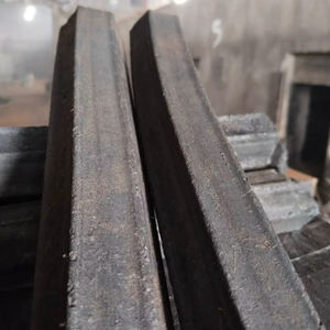 Charbon de sciure de bois haute performance avec combustion lisse et fumée minimale - Product Image 1