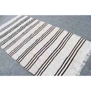 Alfombra Turca de 4.2x8 pies, Alfombra Vintage, Alfombra de Lana con Diseño de Camuflaje Blanco - Product Image 4