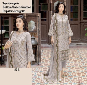 Nuevo traje de fondo Pakistani Fox Georgette con dupatta y Santos para mujer venta en línea - Product Image 3
