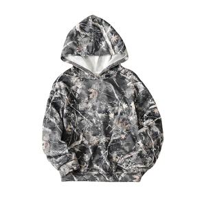 Woodland Camouflage Hoodie En Gros En Plein Air Chasse Sweat Mélange De Polyester Léger Logo Personnalisé Streetwear Vêtements - Product Image 1