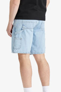 Pantalones cortos utilitarios de mezclilla azul claro con bolsillos de parche delanteros de gran tamaño, bucles para cinturón y detalles de puntadas duraderas para ropa informal - Product Image 3