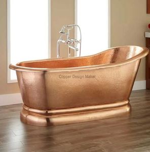 อ่างอาบน้ำทองแดงแบบตั้งพื้น ฐานมีขอบ ดีไซน์ขาตั้งแบบตีขึ้นรูป ขายส่งจากอินเดีย ทองแดงแท้ งานฝีมือ ขัดเงา หรูหรา - Product Image 5