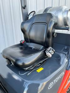 Chariots élévateurs Toyota 3 tonnes Chariot élévateur 8fd30 d'occasion à vendre - Product Image 3