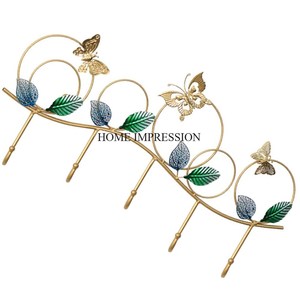 High Standard Quality <b>Wooden</b> and Black Color Powder Coated Metal Made Hooks and Hangers Supplies for Clothes and Objects <b>Hanging</b> - Product Image 5