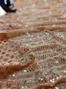 Tenue de mariage de qualité supérieure, bonne tenue, Double séquence, travail sur Georgette avec chemisier de travail lourd du fournisseur indien - Product Image 5