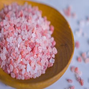 Sales de baño rosa del Himalaya al por mayor | 100% cristales naturales ricos en minerales para relajación, desintoxicación y rejuvenecimiento de la piel - Product Image 4