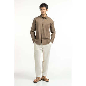 Chemises décontractées pour hommes 100 % coton, fermeture à double boutonnage, tissu popeline et satin, teinture unie MN-CS-SS25-238 ODM Coupe classique - Product Image 5