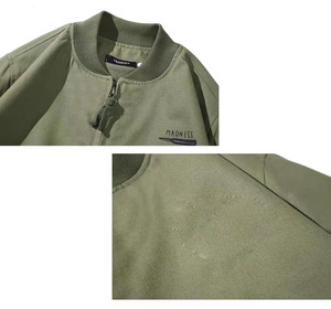 เสื้อแจ็คเก็ตบอมเบอร์ผู้ชายไซส์ใหญ่ คุณภาพสูง กันน้ำ กันลม สำหรับฤดูหนาว แบบสองด้าน สั่งผลิตได้ตามแบบ (OEM) ปรับแต่งสี/โลโก้/มีฮู้ดได้ - Product Image 5