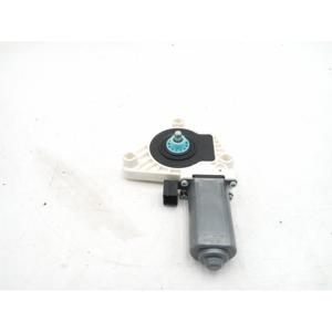 Moteur électrique de lève-vitre avant gauche pour VOLKSWAGEN Golf 7 Berline (12>) 5Q4959801B - Product Image 3