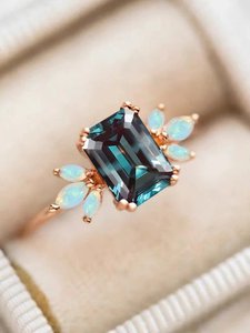 Anillo de piedra de circón Alex simulado, diseño único, Plata de Ley 925 sólida, joyería fina para mujer, aniversario de compromiso de boda - Product Image 5