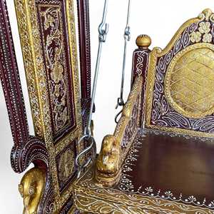 Silla Columpio Tradicional de Madera, Muebles Cómodos para Exteriores, para Jardín o Sala de Estar, Diseño Pintado - Product Image 4