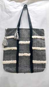 Bolsas de asas tejidas hechas a mano ecológicas con diseño de borlas Bolsos de hombro bohemios de moda para mujeres Playa o mercado - Product Image 4