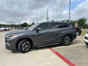 Voiture d'occasion fiable Toyota Highlander XLE 2024 - Product Image 5