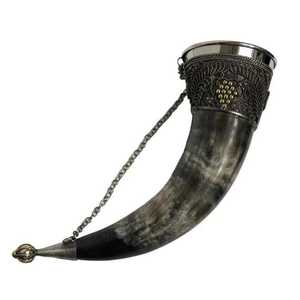 SmarkExports Cuerno vikingo de calidad artesanal Tallado Vasos de vidrio Hecho a mano para una auténtica experiencia de bebida de fiesta Ágata - Product Image 1