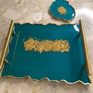 Plateau de service en résine brillante, design artistique contemporain, couleur personnalisable, logo, MOQ de 100 pièces pour les fêtes, les mariages, la décoration intérieure - Product Image 6