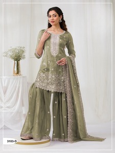 Traje Salwar de Moda Más Demandado, Vestido Elegante para Fiestas con Dupatta para Boutiques, Disponible a un Precio Accesible - Product Image 5