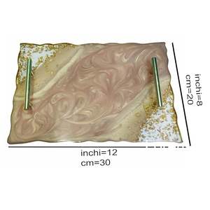 Plateau de service en acrylique rectangulaire transparent fait à la main avec poignées anti-éclaboussures en résine pour le service décoratif de café et de thé de l'hôtel - Product Image 2