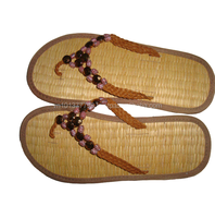 Nouvelles sandales tongs respirantes et confortables en cannelle pour femmes