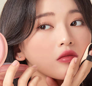 BLACK ROUGE THIN LAYER VELOUR CUSHION 12ml - Hecho en Corea Protector Solar SPF40 PA++ Maquillaje con efecto difuminador de la piel - Product Image 2