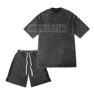 Conjunto gráfico de dos piezas lavado con logotipo personalizado y pantalones cortos Conjunto de camiseta y pantalones cortos de verano conjunto de chándal para hombre - Product Image 1