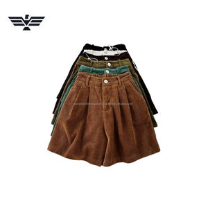 Shorts plissés en velours côtelé respirant pour femme, taille haute, style sport chic avec volants, pour l'automne et l'hiver - Product Image 3