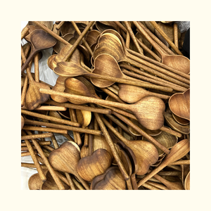 2024 ธรรมชาติอุปกรณ์ทําอาหารเครื่องมือครัวช้อนไม้รูปหัวใจไม้พายทําด้วยมือสําหรับทําอาหาร - Product Image 6