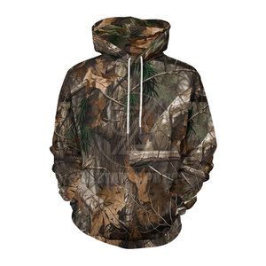 Sudadera con capucha de camuflaje versátil para hombre con bolsillo frontal práctico y capucha Sudadera con capucha informal urbana para hombre con tacto de camuflaje sutil - Product Image 1
