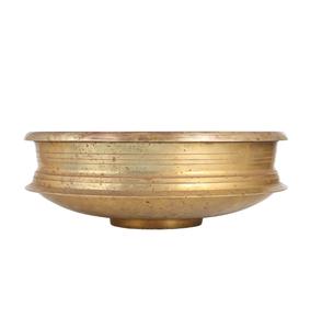 Wholesale New Design Antique Brass Urli Prime Quality Round Shape Urli Bowl for Wedding Decor Available at Lowest Rate. - Product Image 4
