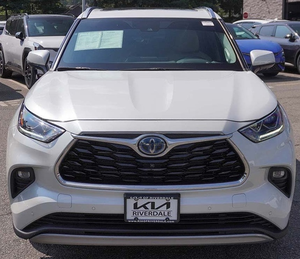 Toyota Highlander Híbrido Platinum 2023 Usado, Tracción Total, Automático, Volante a la Izquierda, Asientos de Cuero, Arranque Remoto, Bluetooth, Tercera Fila de Asientos, Luces, R18 - Product Image 1