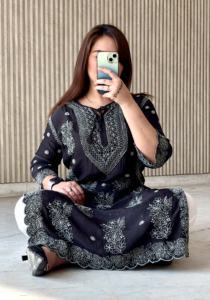 ชุดแต่งกายสำหรับใส่ไปงานปาร์ตี้และออฟฟิศสำหรับผู้หญิงดีไซน์แบบ lucknowi - Product Image 3