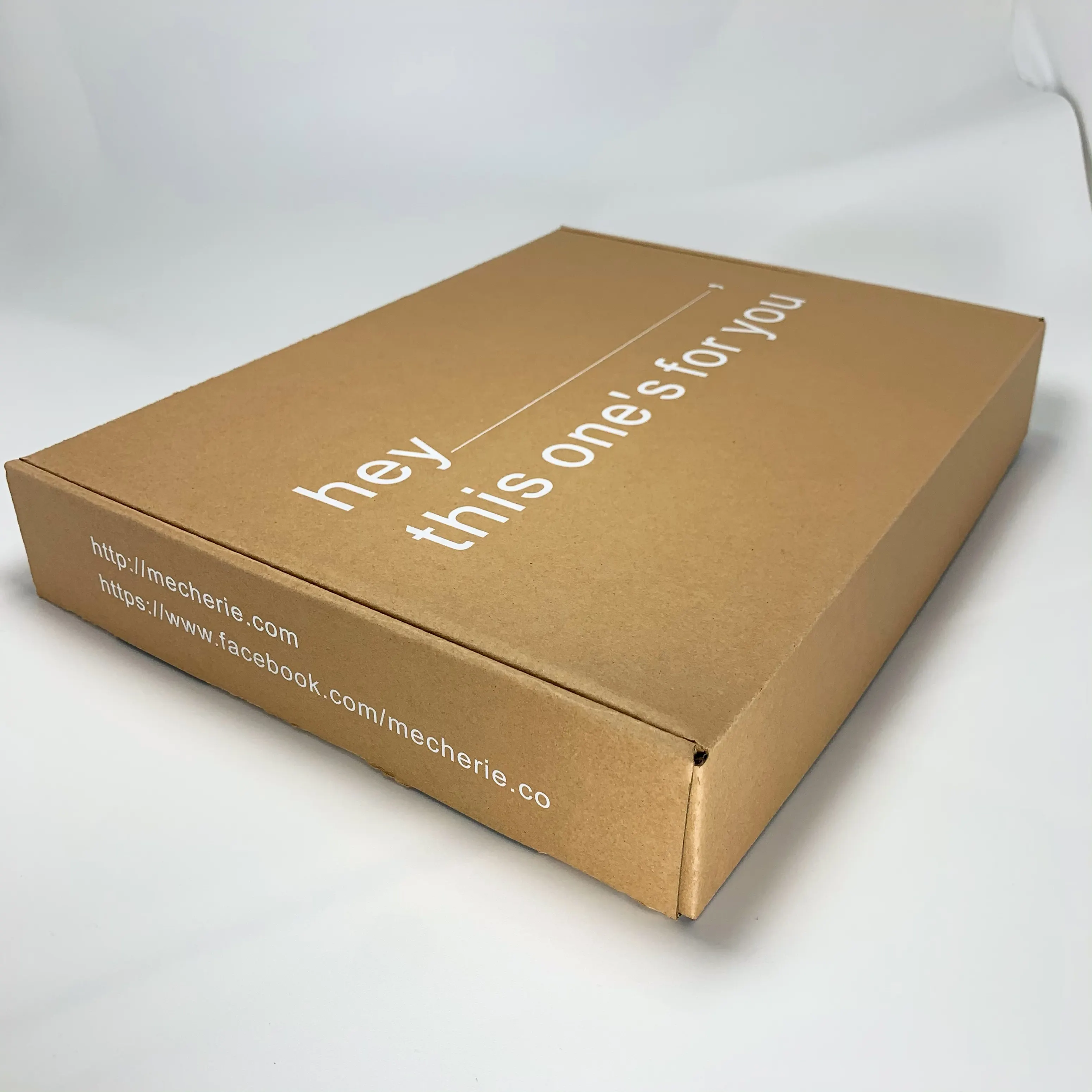 Custom Printing recycle cardboard white color logo corrugated packaging shipping mailer box