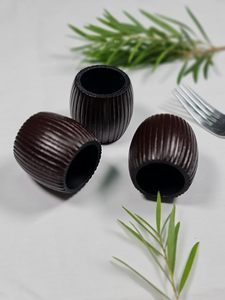 Servilleteros de madera de mango de lujo, estilo de segmento con forma de mariposa para bodas y fiestas, Decoración de mesa impresionante para la temporada de primavera - Product Image 2