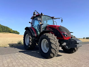 รถแทรกเตอร์การเกษตร VALTRA A114 4x4 คุณภาพดั้งเดิม ใหม่/มือสอง/เครื่องจักรและอุปกรณ์การเกษตรมือสอง - Product Image 1