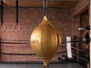 KLTW INT'L Ballon de vitesse de boxe à double extrémité, sac de frappe lourd en cuir PU, avec attache élastique, pour entraînement de réflexes à domicile, en salle de sport et MMA - Product Image 6