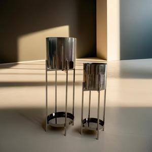 Portavelas de mesa de tamaño mediano con acabado antiguo Producto de fabricante líder - Product Image 2