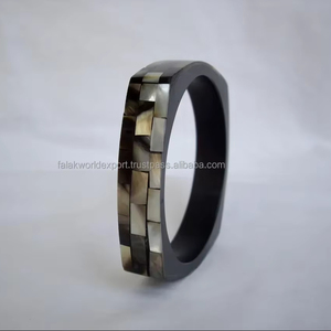 Pulsera de nácar elegante para mujer de mayor venta Brazaletes con incrustaciones de perlas ecológicas para uso diario u ocasiones especiales FWE - Product Image 4