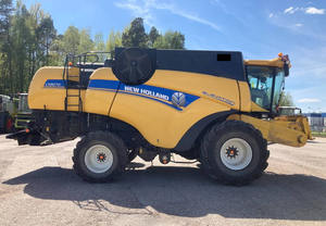 Moissonneuse-batteuse New Holland CR8.90 d'occasion en gros à bas prix, meilleure fabrication - Product Image 3