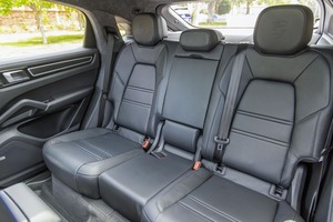 รถ Porsche Cayenne GTS Coupe สภาพดี ใช้งานน้อย - Product Image 5