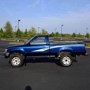 4.5L Diesel Occasion 2021 Toyota Pick up Single Cabin VDJ79 Pick up Hilux Diesel Pickup Main gauche et Main droite - Product Image 4