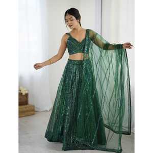 เป็นสปอตไลท์ในทุกเสน่ห์ในตาข่ายสีเขียว lehenga กับงาน dori เลื่อมสีรุ้ง3.5เมตร Flair สามารถติดเสื้อสุทธิ - Product Image 1