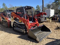 Chargeurs sur chenilles TAKEUCHI TL10V2 2024 disponibles dès maintenant, avec cabines fermées et excellente capacité de levage.