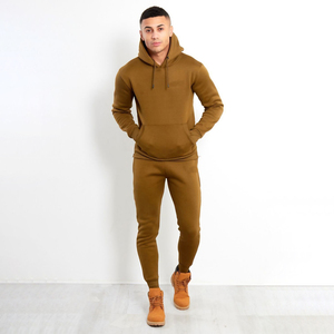 Conjunto Deportivo de Invierno 2026 OEM, Nuevo Diseño, 100% Algodón Felpa, Color Personalizado, Corte Regular, Grueso, Ropa Deportiva Urbana para Hombre - Product Image 3