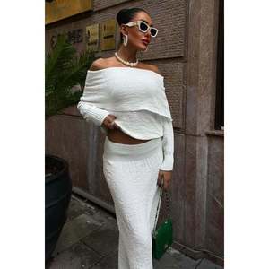 Ensemble jupe décontractée Madonna 10078 avec col en tricot respirant pour la saison automnale - Product Image 4